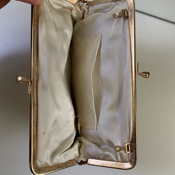 Vintage Clutch - Picture 5 of 11